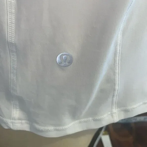 Lululemon Seek The Heat Short Sleeve White Size 2 - Picture 3 of 6